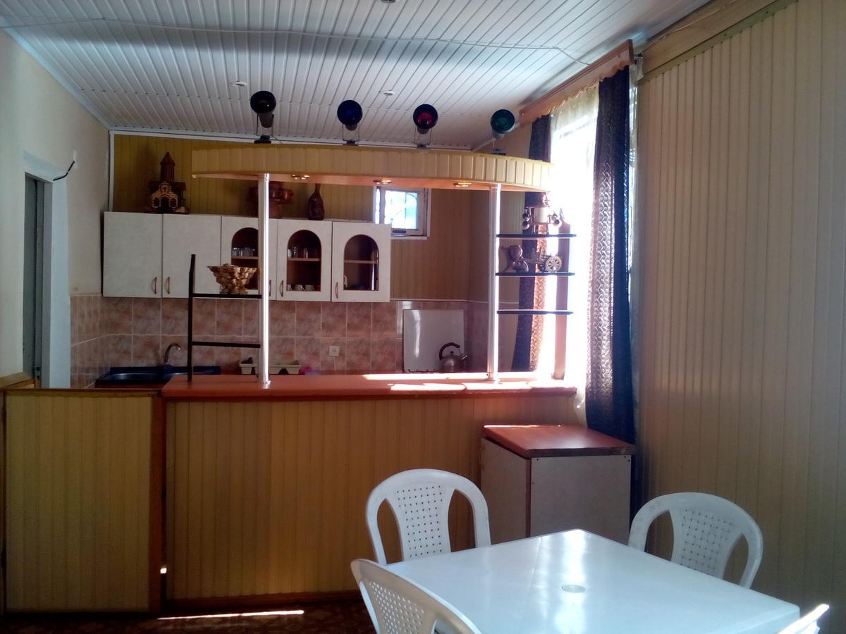 Guest House Giorgi Урекі Екстер'єр фото